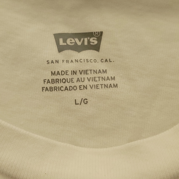 NWT Levi's Vote Tee - Picture 6 of 11